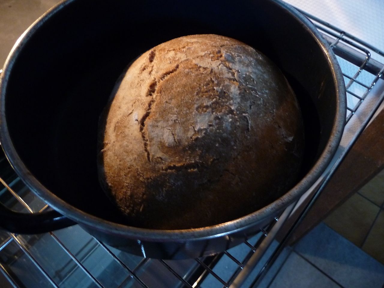 No Knead Bread – Brot ohne Kneten aus dem Tupper Ultra