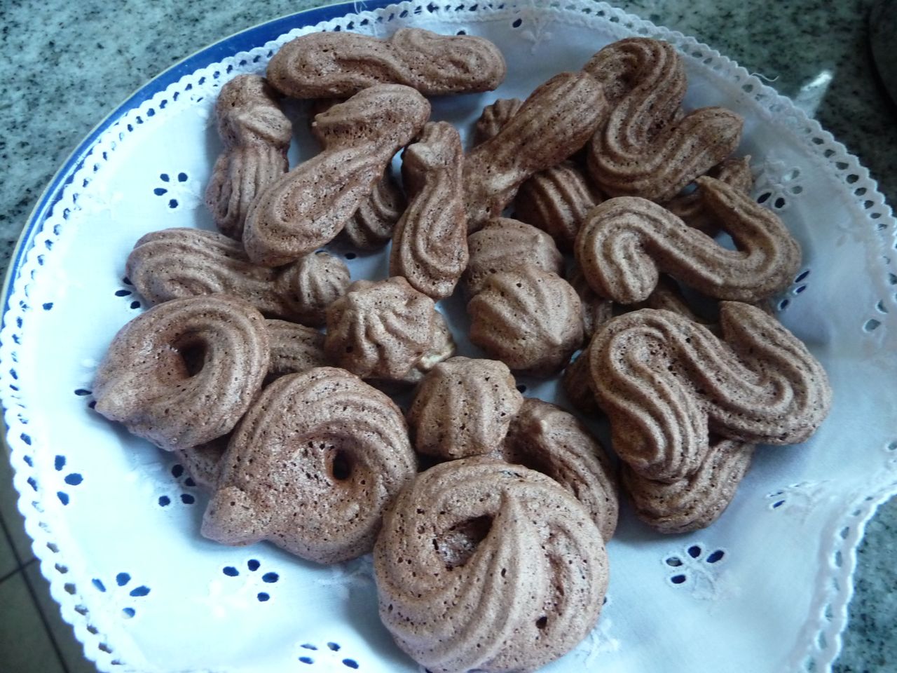 Schoggi Schümli (Schokoladen Schäumchen)