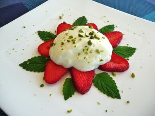 Joghurt-Holunderblütenmousse